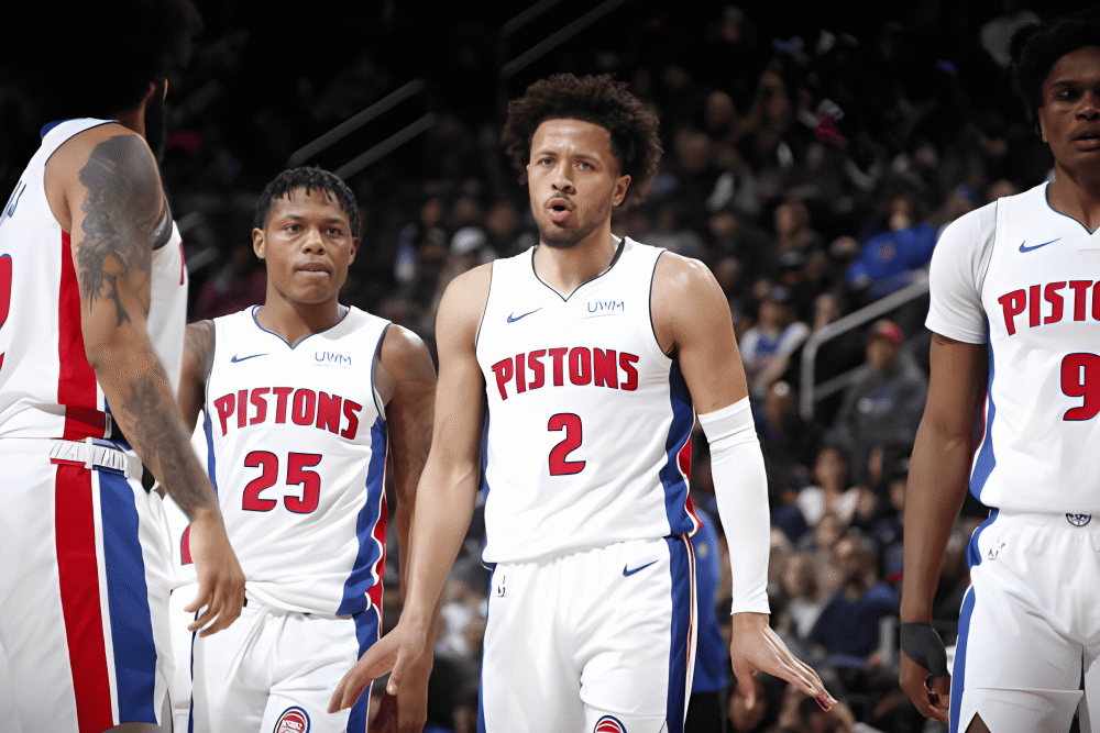 小佩顿第二节6中6独砍12分，带领勇士反超比分（小佩顿次节6投全中轰12分，助勇士实现反超）