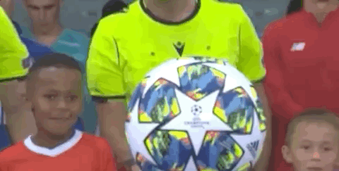 成都球迷怒喷自家球员：球迷和谁有仇你们就输谁，我们要不要脸？