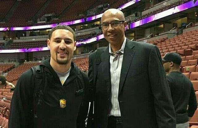 马丁内利：埃斯特旺是个好小伙，但希望他对阵枪手状态别太好（马丁内利称埃斯特旺很不错，但希望他对阵阿森纳别太神勇）