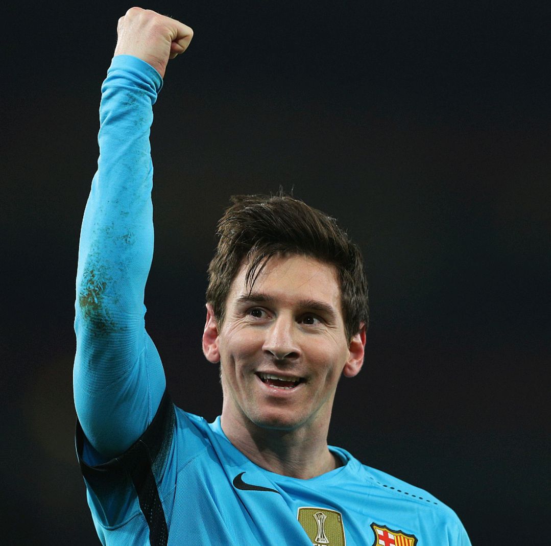 赵睿首秀半场3中3贡献8分2助，周琦3中3拿6分3帽（赵睿迎首秀半场3投全中砍8分2助攻，周琦同样3投全中收6分3次封盖）