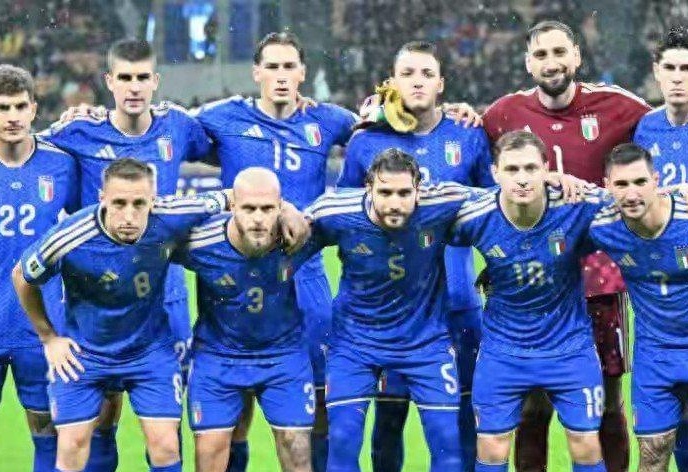 米体：梅努想加盟那不勒斯，麦克托米奈的成功是吸引他的因素（米体：梅努倾向加盟那不勒斯，麦克托米奈的成功成关键吸引力）